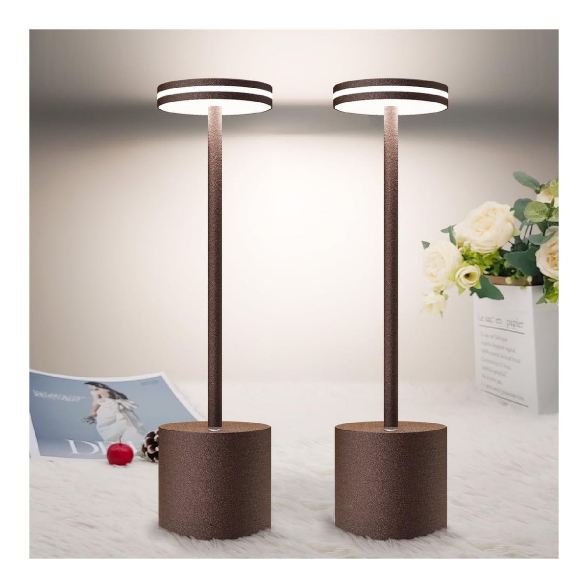 Lampe de table Noir et Argente au style moderne avec conception fonctionnelle 3000K